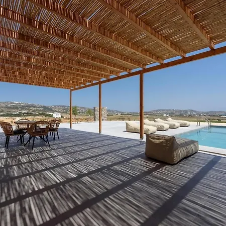 Aegean Gem With Private Pool In Paros Vila Mármara