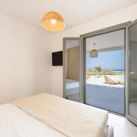 Aegean Gem With Private Pool In Paros Villa *