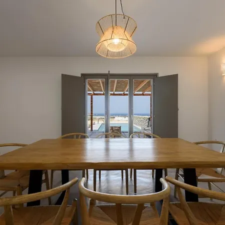 Vila Aegean Gem With Private Pool In Paros Mármara