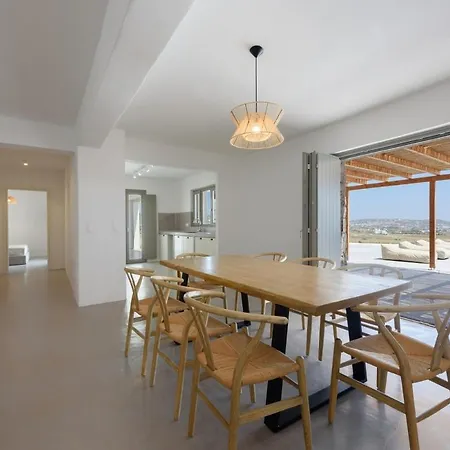 Vila Aegean Gem With Private Pool In Paros Mármara