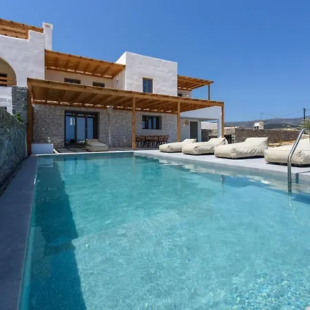 Aegean Gem With Private Pool In Paros Vila Mármara
