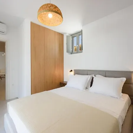 Vila Aegean Gem With Private Pool In Paros Mármara