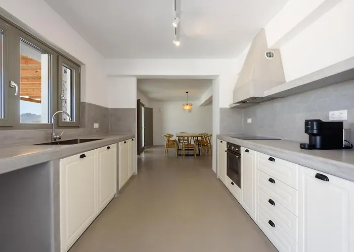 Aegean Gem With Private Pool In Paros Mármara