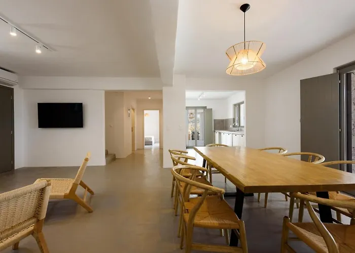 Aegean Gem With Private Pool In Paros Villa